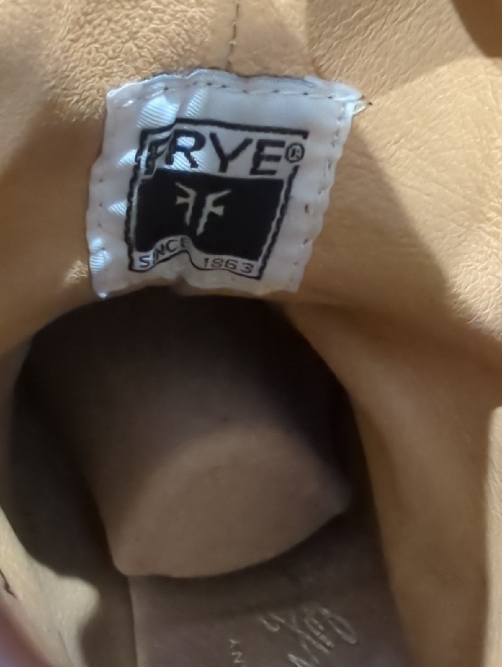 Frye Phillip Harness classic ankle boot featuring a Vintage Leather Construction - Picture 7 of 16